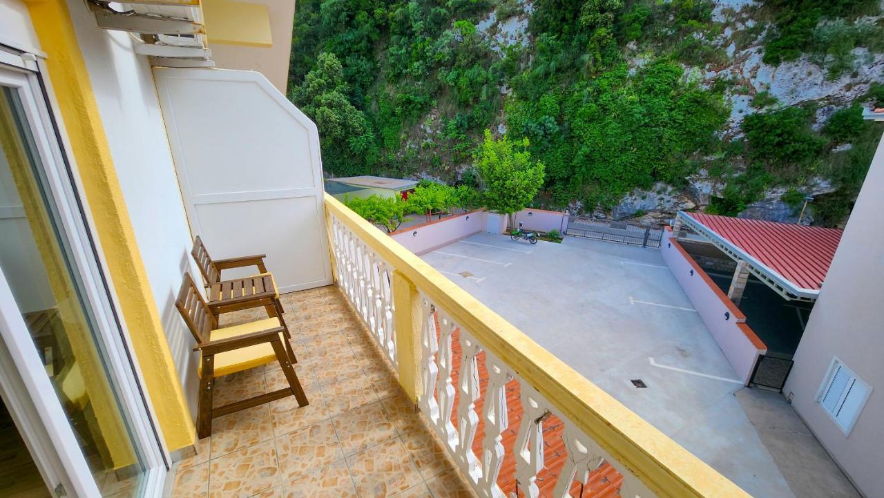 Apartments Maxi Katic Herceg Novi Exterior photo