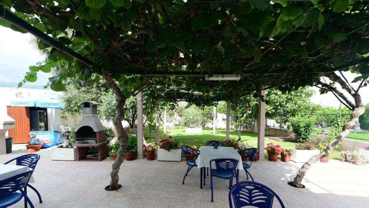 Apartments Maxi Katic Herceg Novi Exterior photo